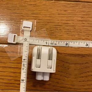 Apple connector plug